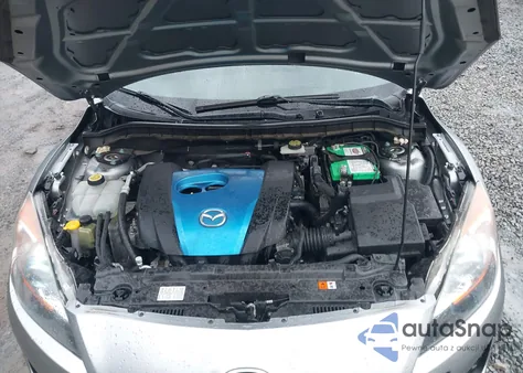 2013 Mazda Mazda3 I Sport из США, поврежденный, VIN JM1BL1UP9D1846639